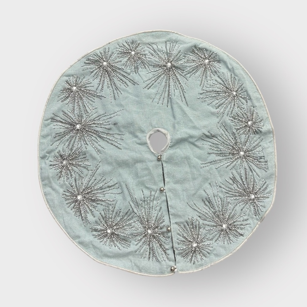 Max Studio Home Table Top Tree Skirt Blue Silver Starburst Beads 22-Inch, MCM
